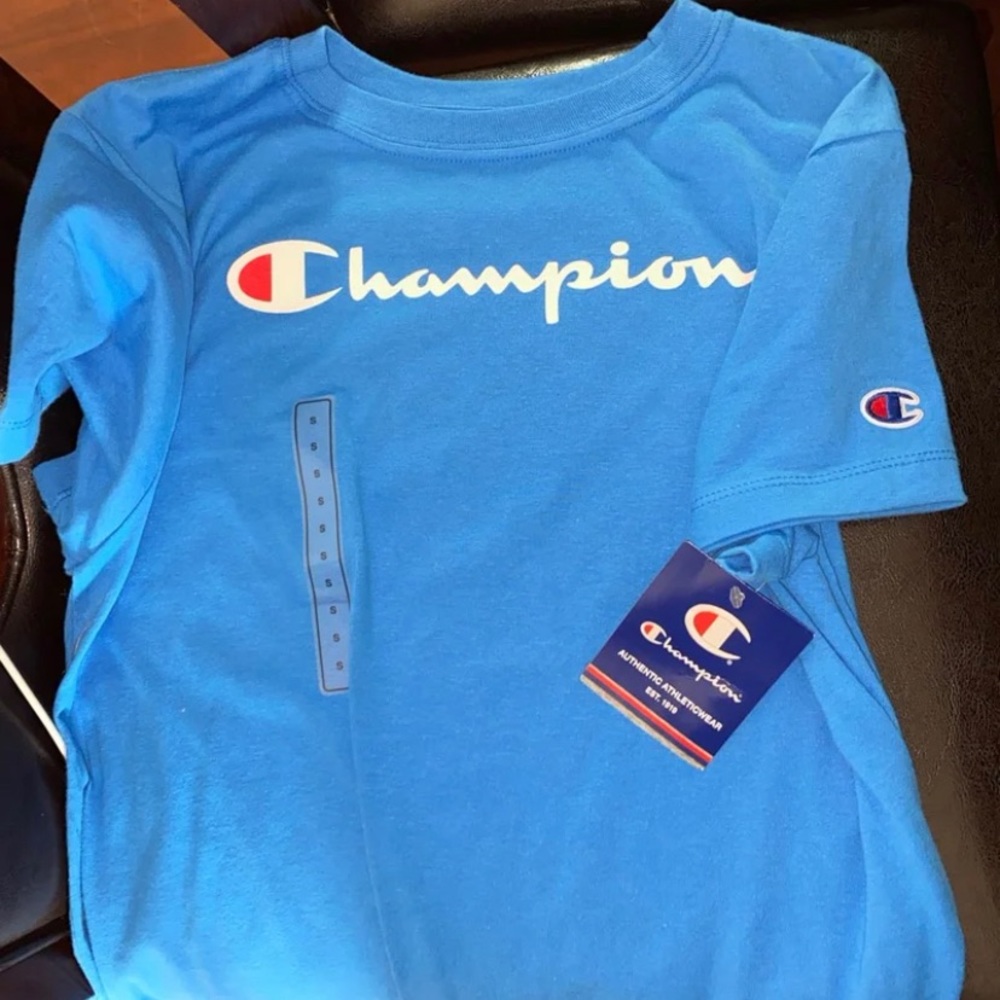 Champion T-shirt